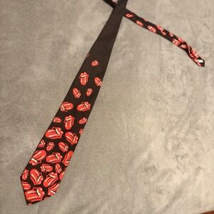 Vintage 1997 KISS Signatures necktie Ralph Marlin‎ & Company